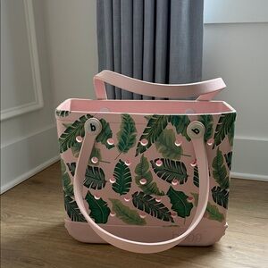 BOGG BAG Pink Tote with Green Leaf Print LIMITED EDITION **RETIRED**